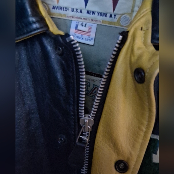 Vintage Avirex Leather Jacket - Picture 2 of 8